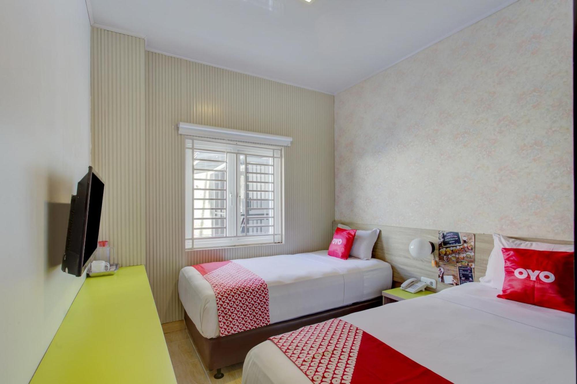 ג'קרטה Hotel O Gambir Near Juanda Station Formerly Bunga Dahlia מראה חיצוני תמונה
