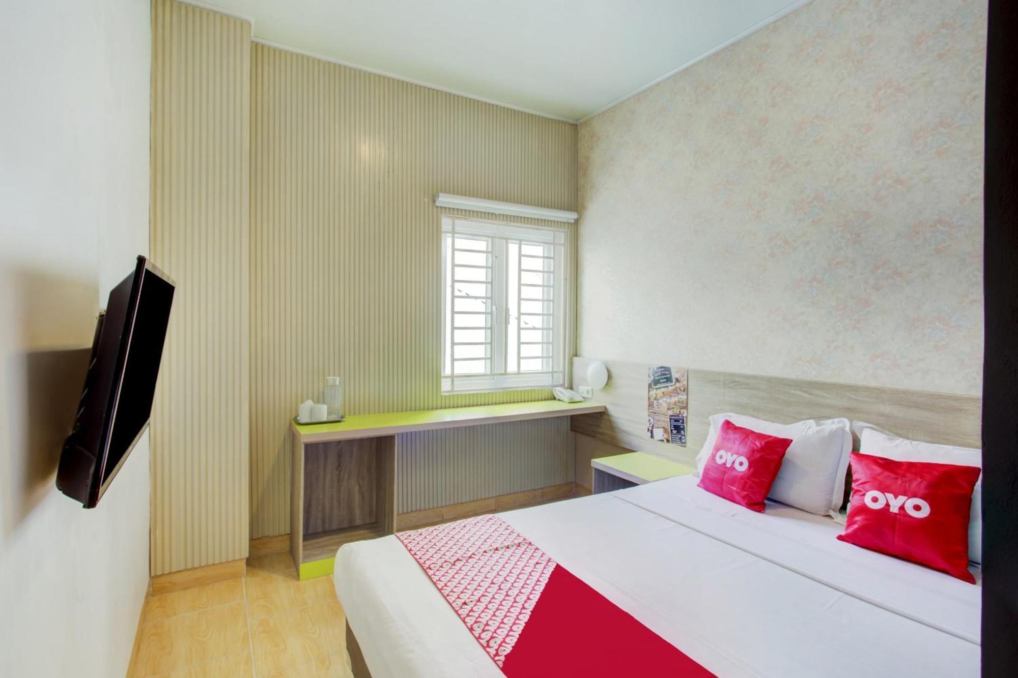 ג'קרטה Hotel O Gambir Near Juanda Station Formerly Bunga Dahlia מראה חיצוני תמונה