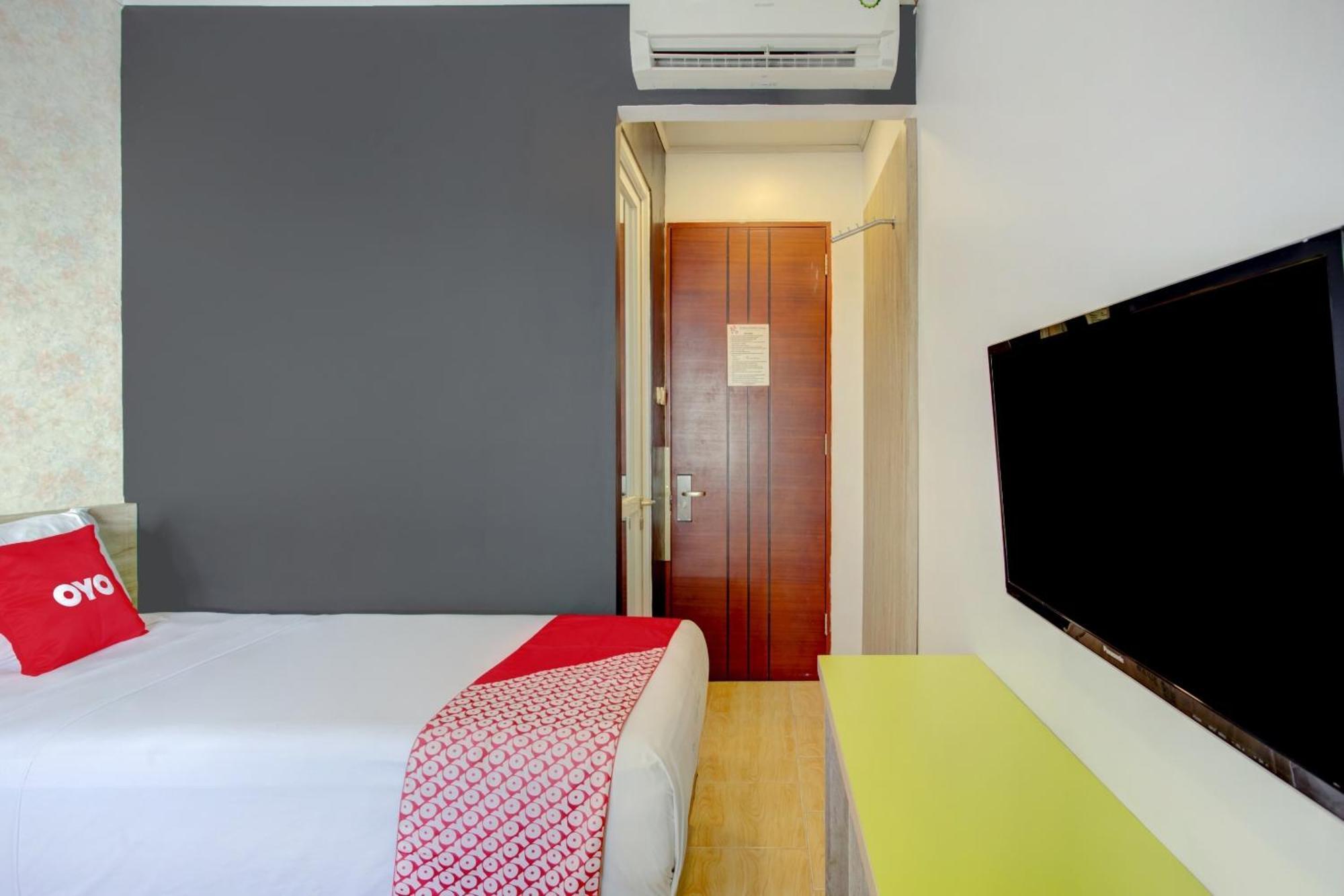ג'קרטה Hotel O Gambir Near Juanda Station Formerly Bunga Dahlia מראה חיצוני תמונה