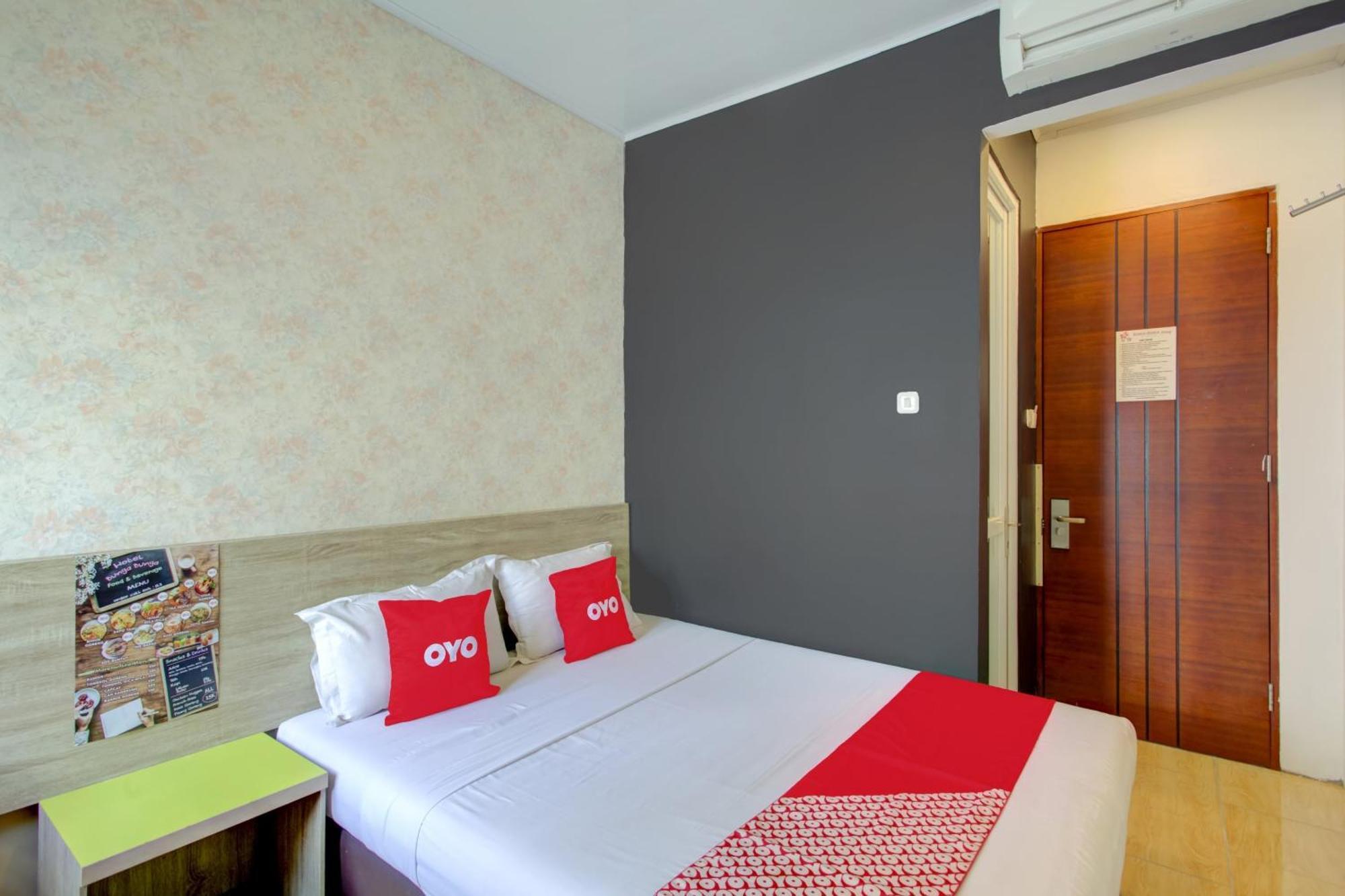 ג'קרטה Hotel O Gambir Near Juanda Station Formerly Bunga Dahlia מראה חיצוני תמונה