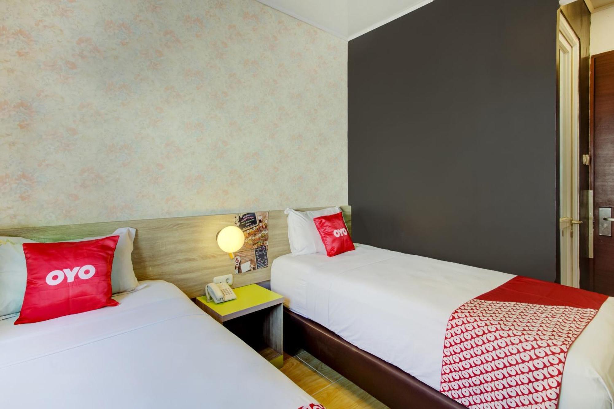 ג'קרטה Hotel O Gambir Near Juanda Station Formerly Bunga Dahlia מראה חיצוני תמונה